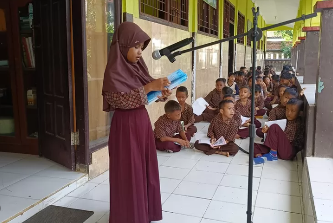 Membangun Masa Depan, Satu Pelajaran pada Suatu Saat